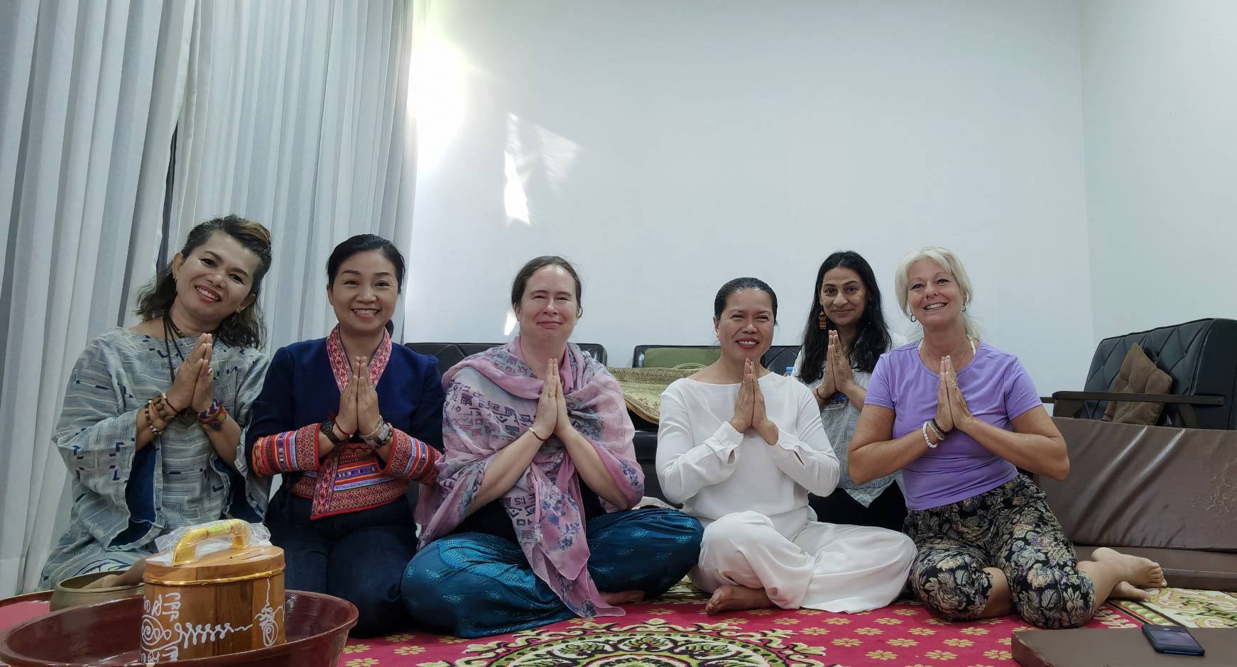 Master Kaie with student at Srisuphan Silver Temple